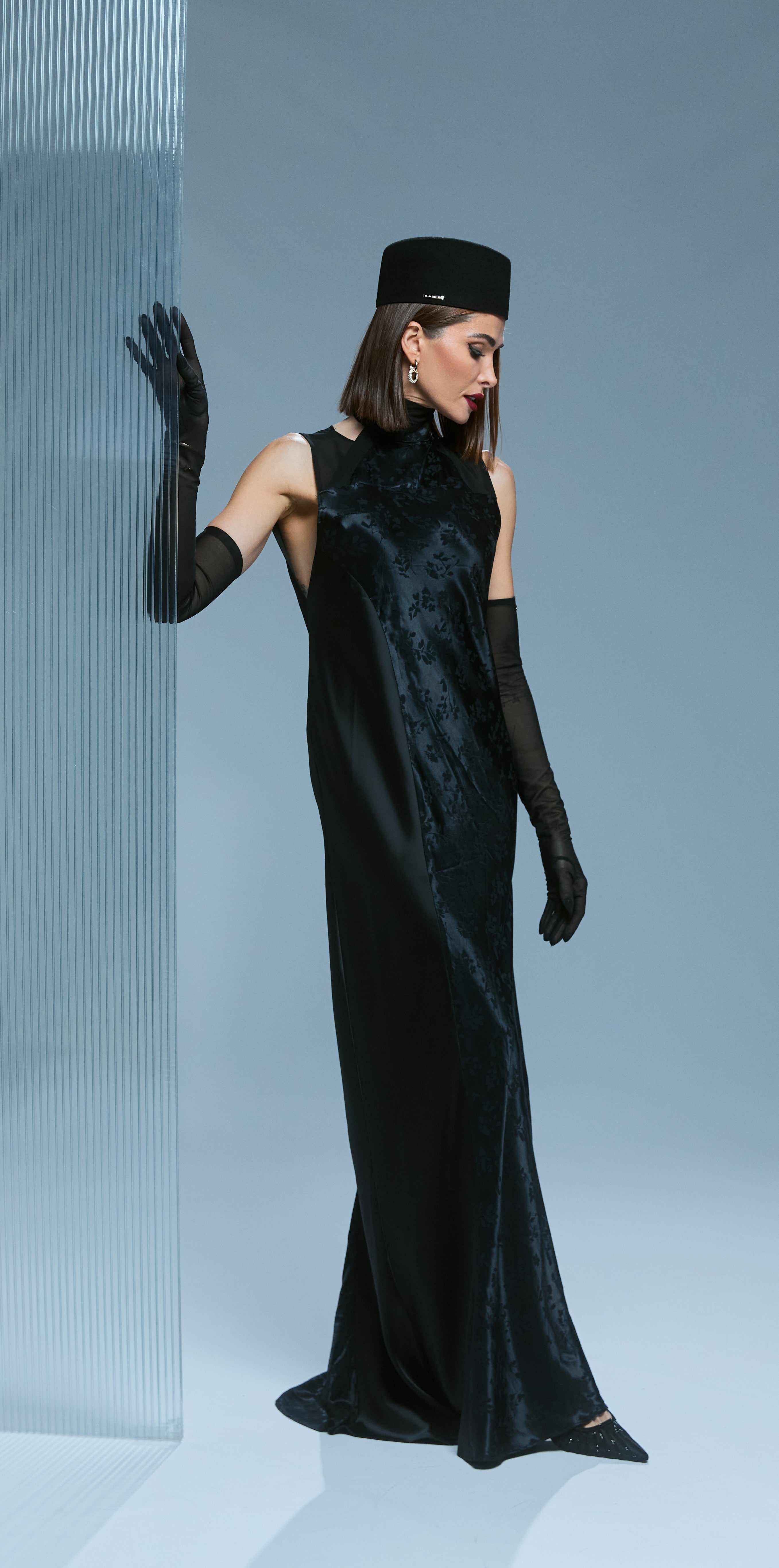 ROCHIE NEAGRA  UMBR/A 01.8