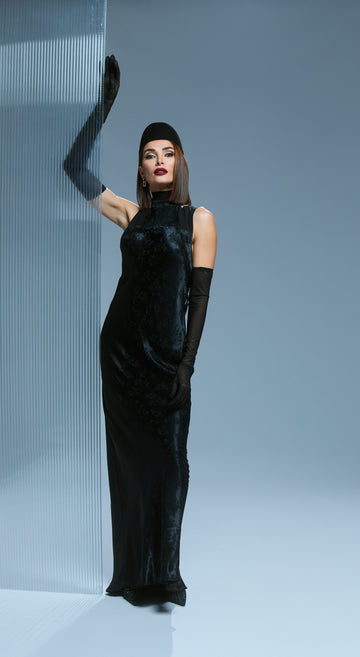 ROCHIE NEAGRA  UMBR/A 01.8